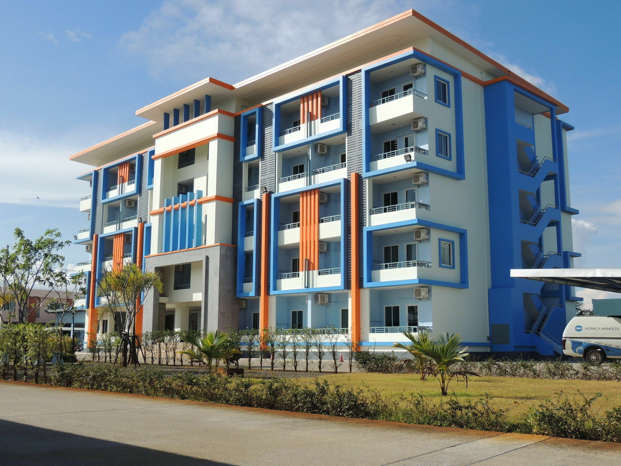 ตรัง แกรนด์ โฮเทล  Apartment ภายนอก รูปภาพ